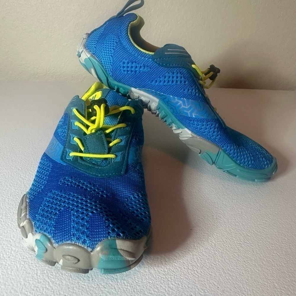 Whitin minimalist trail running shoe size 38